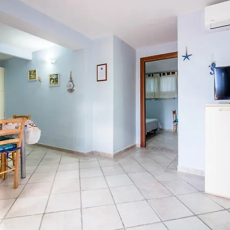 Rovo House 2, Pittulongu, Lägenhet