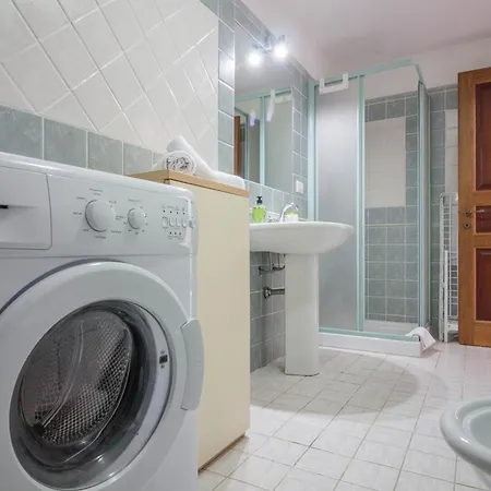 Rovo House 2, Pittulongu, * Olbia