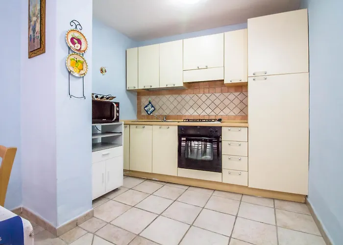 Apartment Rovo House 2, Pittulongu, *