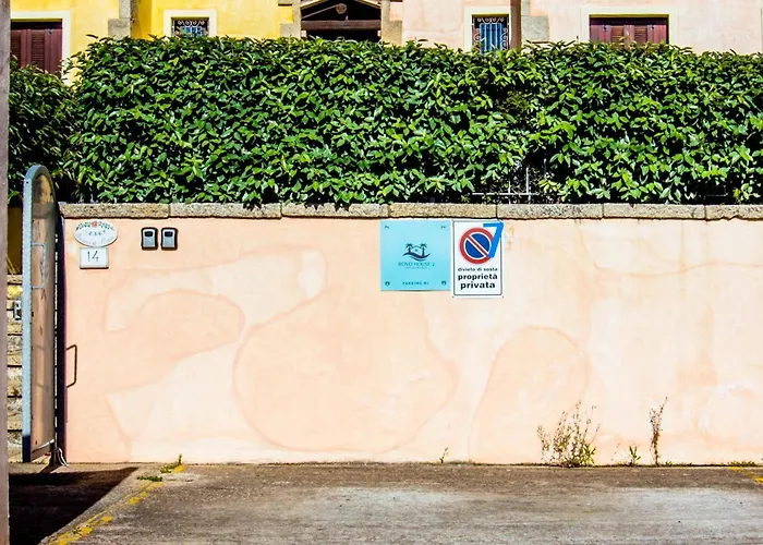 Rovo House 2, Pittulongu, Apartment Olbia