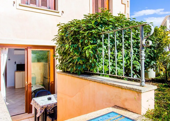 Rovo House 2, Pittulongu, *